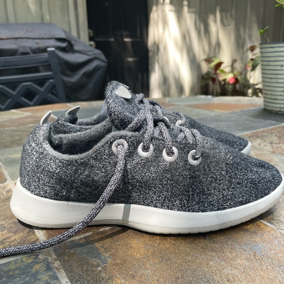 allbirds Women’s Wool Runners Natural Grey/Light Sole - Picture 4 of 7